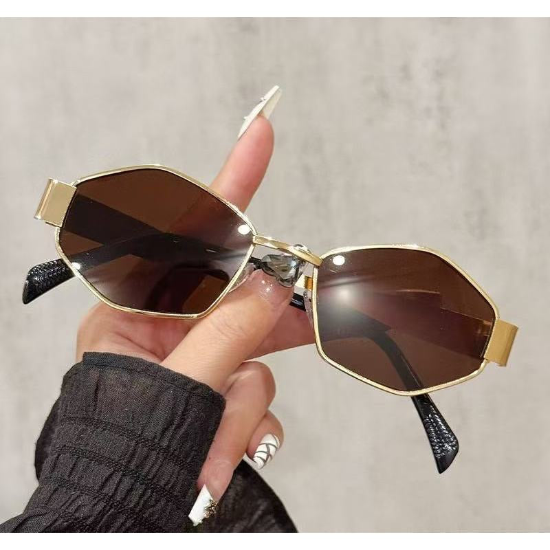 🕶️ Óculos de Sol Feminino Geométrico – Estilo e Elegância em Cada Detalhe