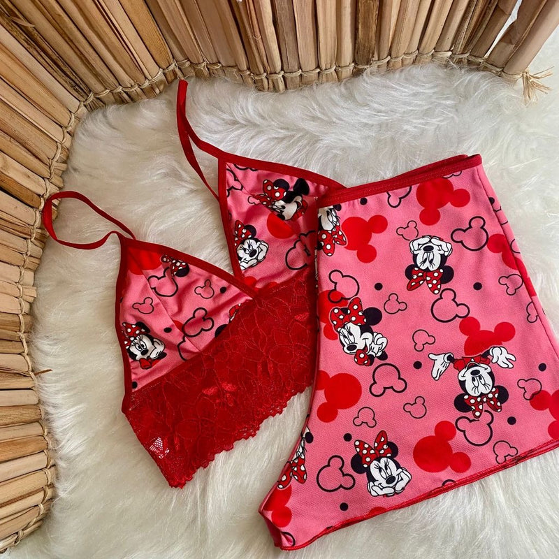 Pijama Feminino Estampado Personagens ✨