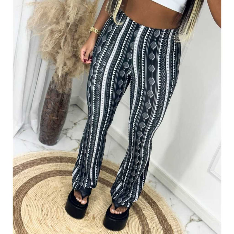 🌸✨ Calça Flare Estampada – Estilo e Conforto em Cada Passo! ✨🌸